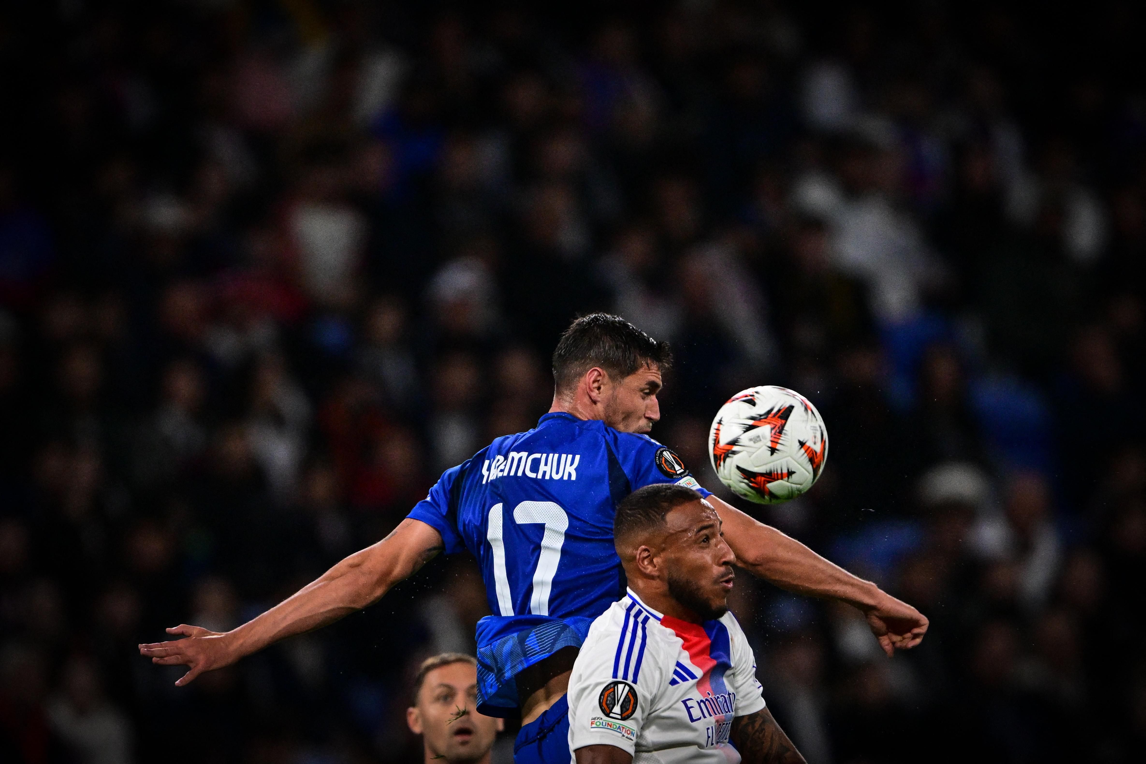 Роман Яремчук имеет конфликт с главным тренером Олимпиакоса - что известно об этом Роман Яремчук имеет конфликт с главным тренером Олимпиакоса - что известно об этом