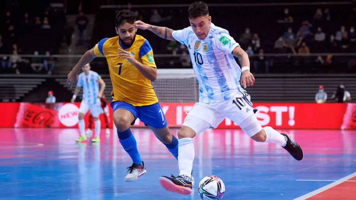 Бразилія - Аргентина - дивитися онлайн футзал, трансляція фіналу ЧС-2024 6 жовтня Бразилія - Аргентина - дивитися онлайн футзал, трансляція фіналу ЧС-2024 6 жовтня