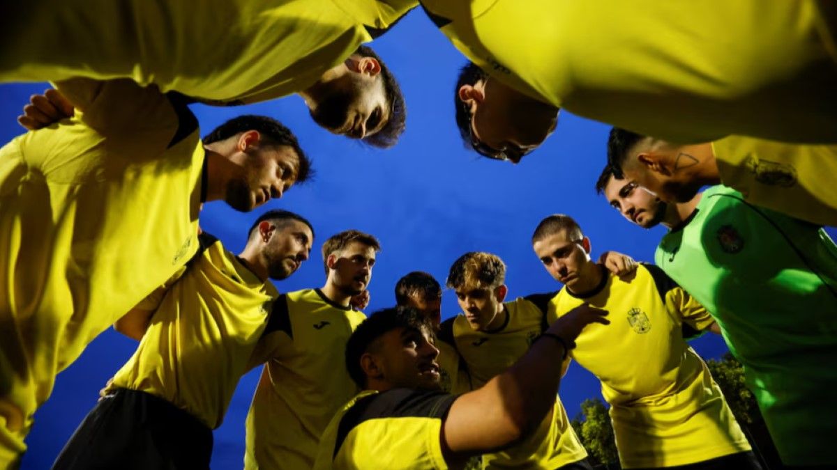 Дебют трансгендерної команди Дебют трансгендерної команди