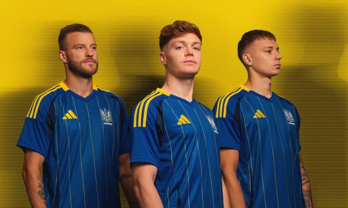 Сборная Украины - УАФ представила новый комплект выездной формы от Adidas Сборная Украины - УАФ представила новый комплект выездной формы от Adidas