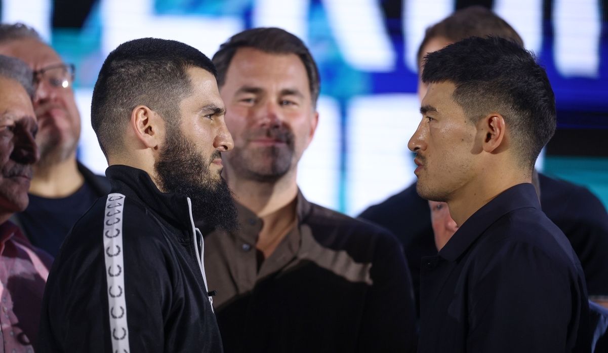 Бетербиев Бивол - результат поединка за чемпионские титулы Бетербиев Бивол - результат поединка за чемпионские титулы