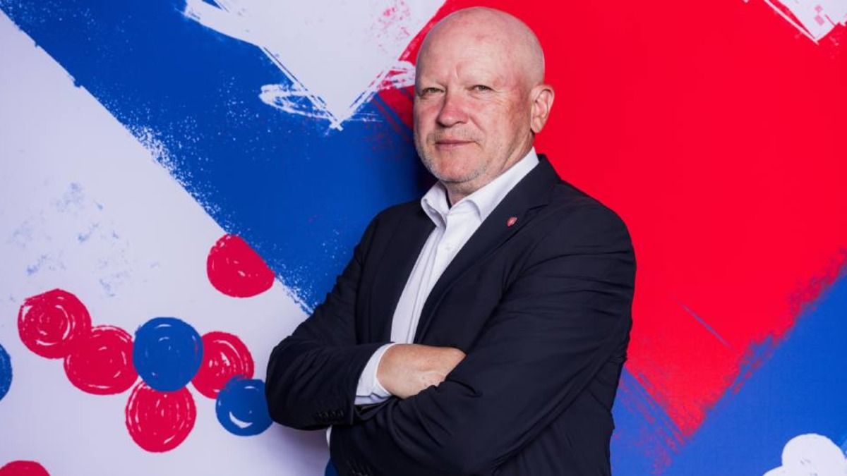 Тренер збірної Чехії Іван Гашек назвав найнебезпечнішого гравця України Тренер збірної Чехії Іван Гашек назвав найнебезпечнішого гравця України