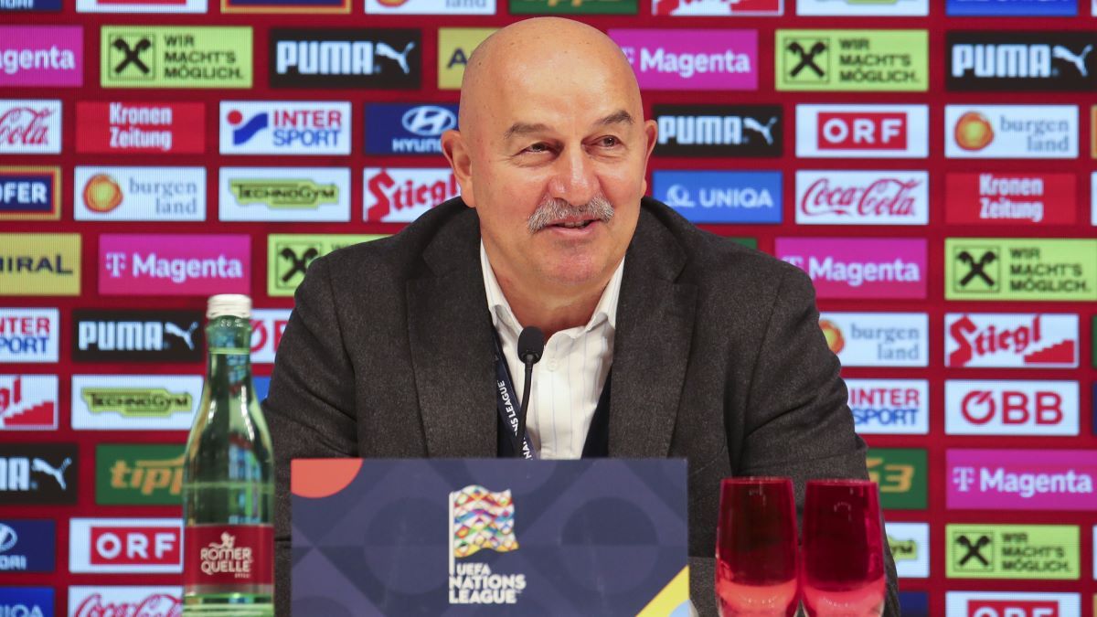 Черчесов потрапив у мовний скандал Черчесов потрапив у мовний скандал