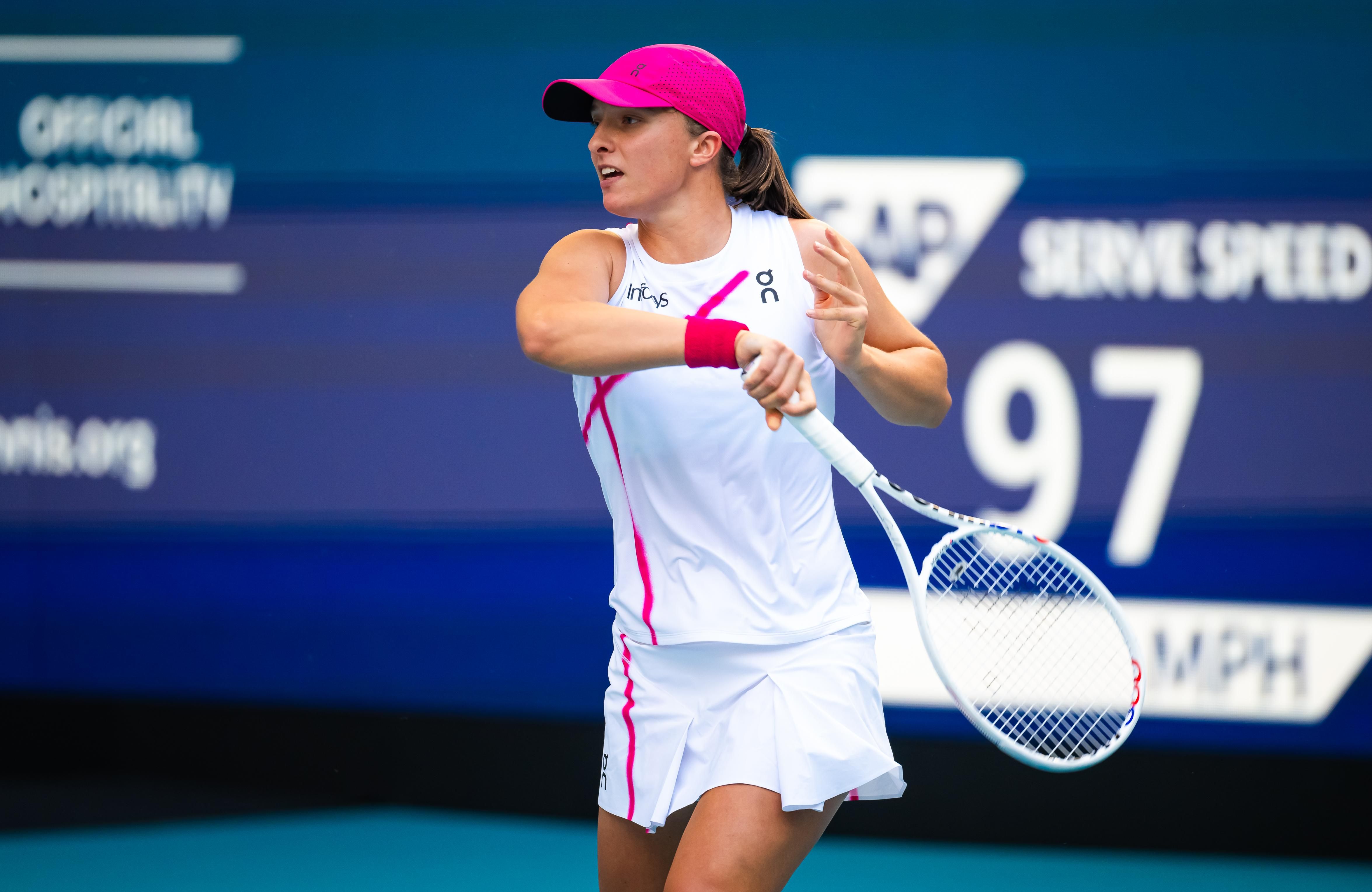 Ига Швьонтек - первая ракетка мира сообщила о сотрудничестве с Вимом Фиссетом Ига Швьонтек - первая ракетка мира сообщила о сотрудничестве с Вимом Фиссетом