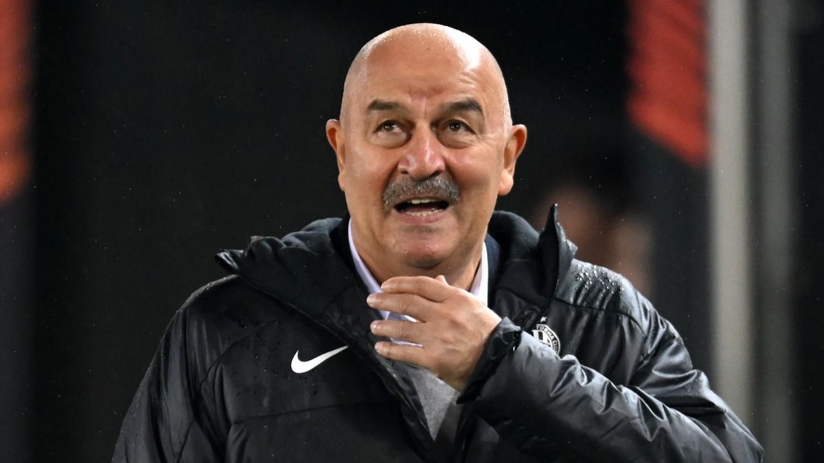 Черчесова наказали после языкового скандала в Казахстане - размер штрафа Черчесова наказали после языкового скандала в Казахстане - размер штрафа