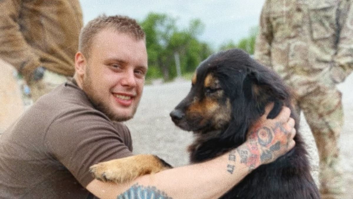 Фанат Шахтера Владислав Андрианов вернулся из российского плена Фанат Шахтера Владислав Андрианов вернулся из российского плена