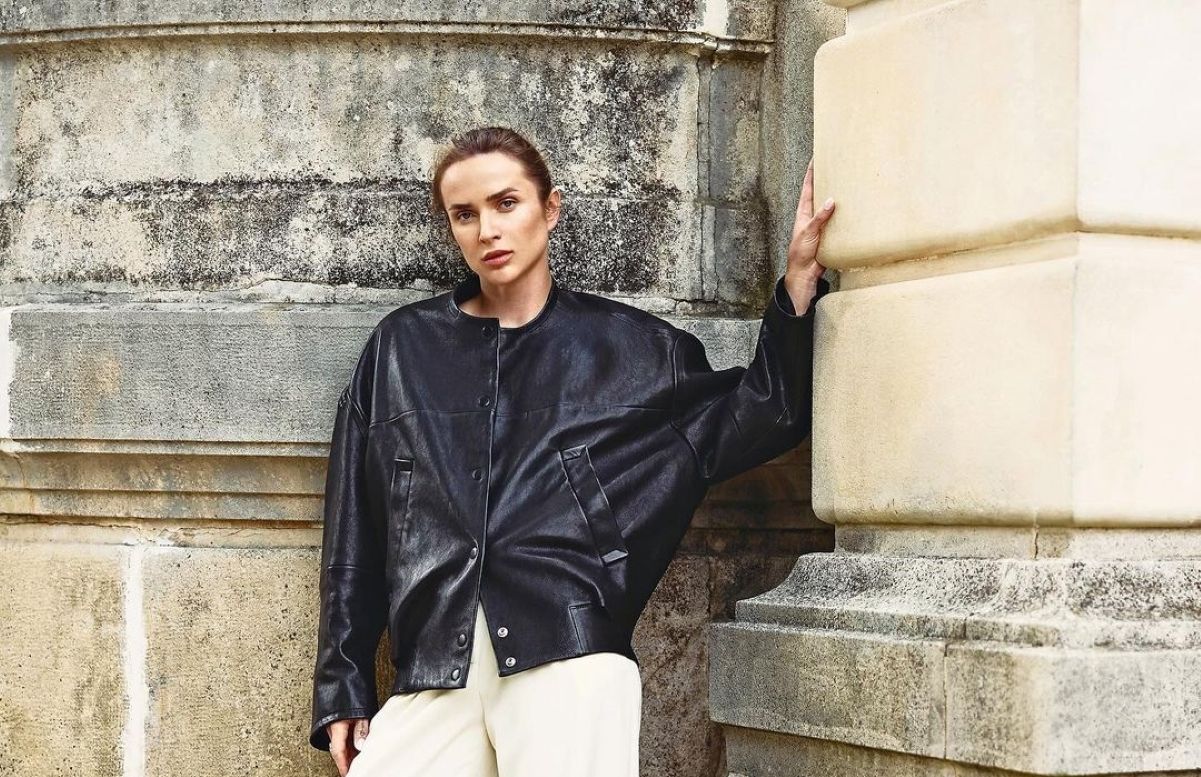 Еліна Світоліна взяла участь у фотосесії для популярного бренду L`Officel Ukraine Еліна Світоліна взяла участь у фотосесії для популярного бренду L`Officel Ukraine