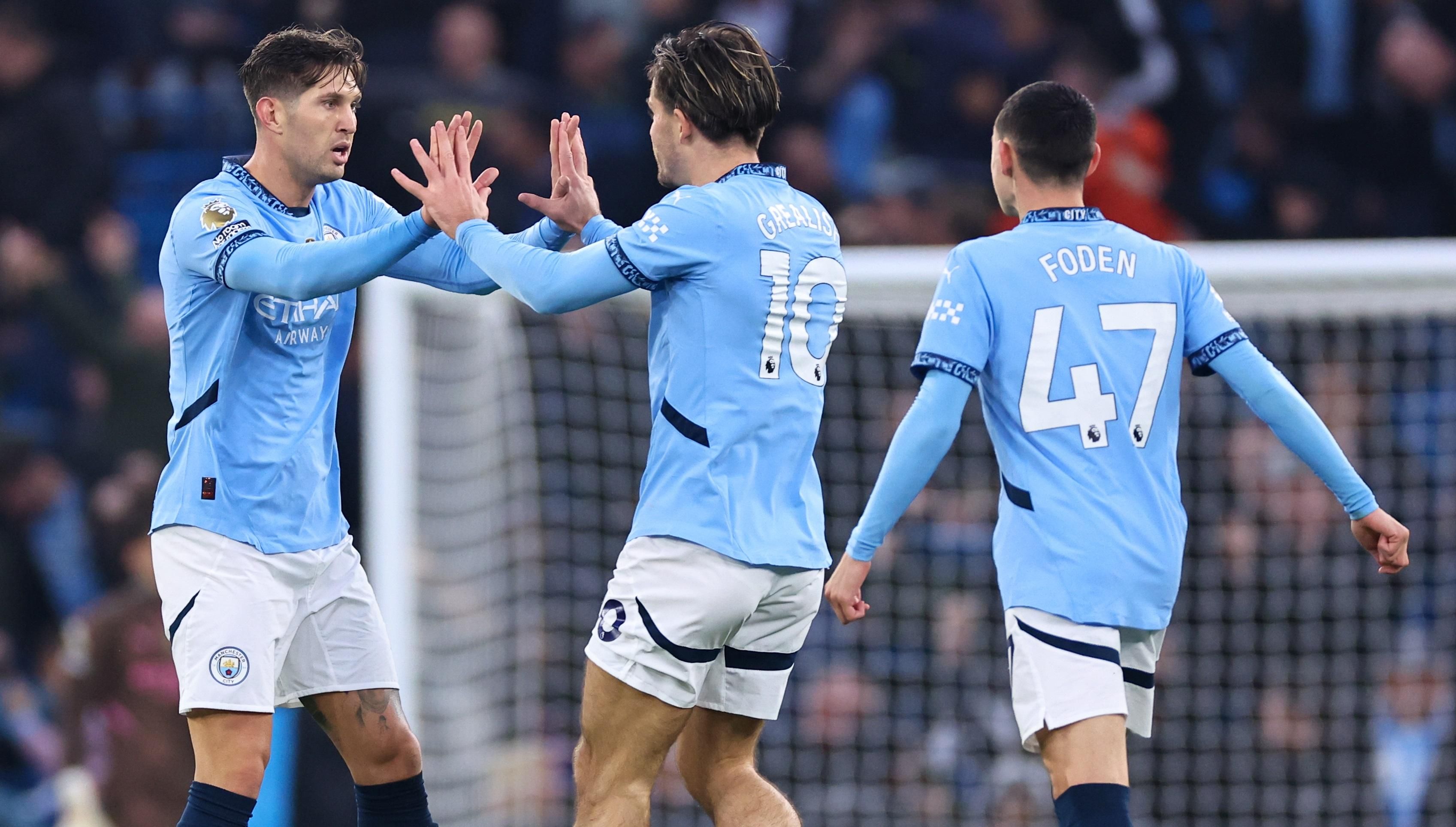 Манчестер Сити продлил беспроигрышную серию в Английской Премьер-Лиге до 31 матча Манчестер Сити продлил беспроигрышную серию в Английской Премьер-Лиге до 31 матча