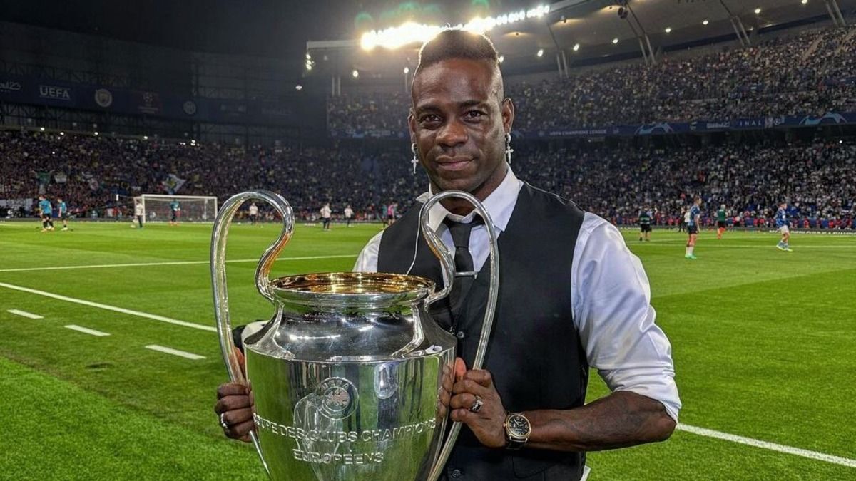 Маріо Балотеллі стане гравцем італійської Дженоа - подробиці контракту Маріо Балотеллі стане гравцем італійської Дженоа - подробиці контракту