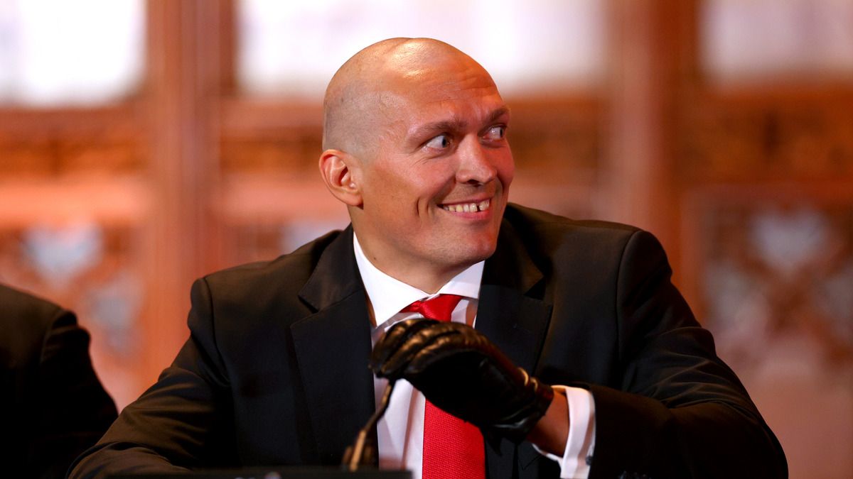 Реванш Усик - Фьюри - новый образ украинского боксера - новый образ украинского боксера Реванш Усик - Фьюри - новый образ украинского боксера - новый образ украинского боксера