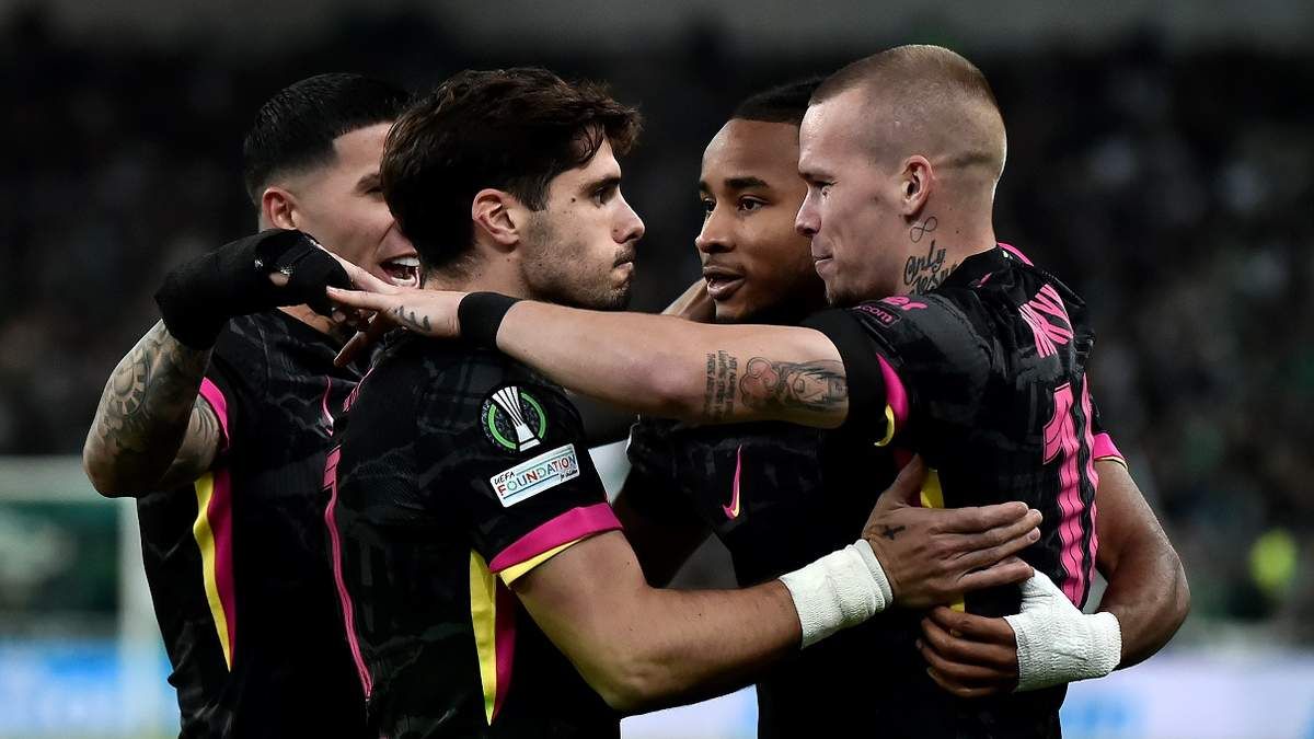 Михайло Мудрик допоміг Челсі в Лізі конференцій Михайло Мудрик допоміг Челсі в Лізі конференцій