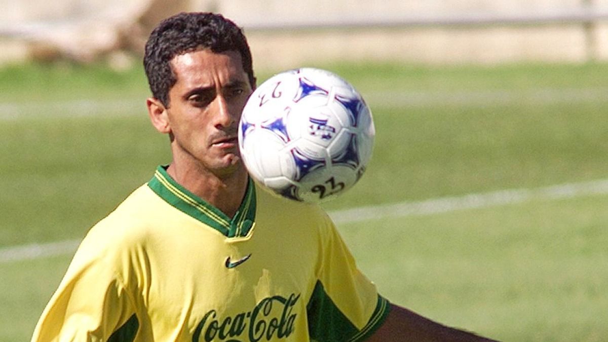 Зе Карлос умер - что известно о бывшем игроке сборной Бразилии Зе Карлос умер - что известно о бывшем игроке сборной Бразилии