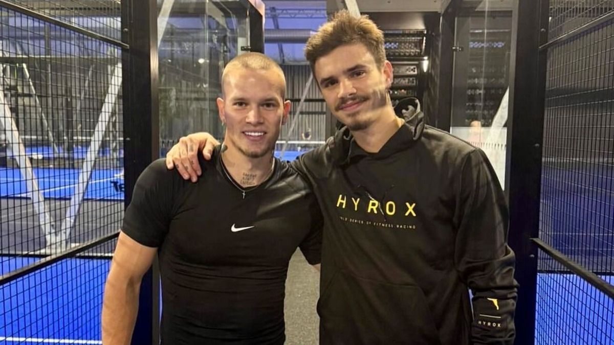 Михайло Мудрик зустрівся з сином Девіда Бекхема Михайло Мудрик зустрівся з сином Девіда Бекхема