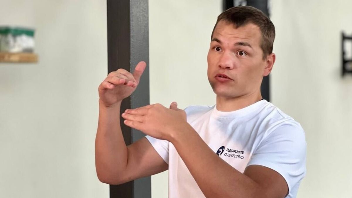 Російський боксер Чудінов незаконно відвідав окуповану Луганщину Російський боксер Чудінов незаконно відвідав окуповану Луганщину