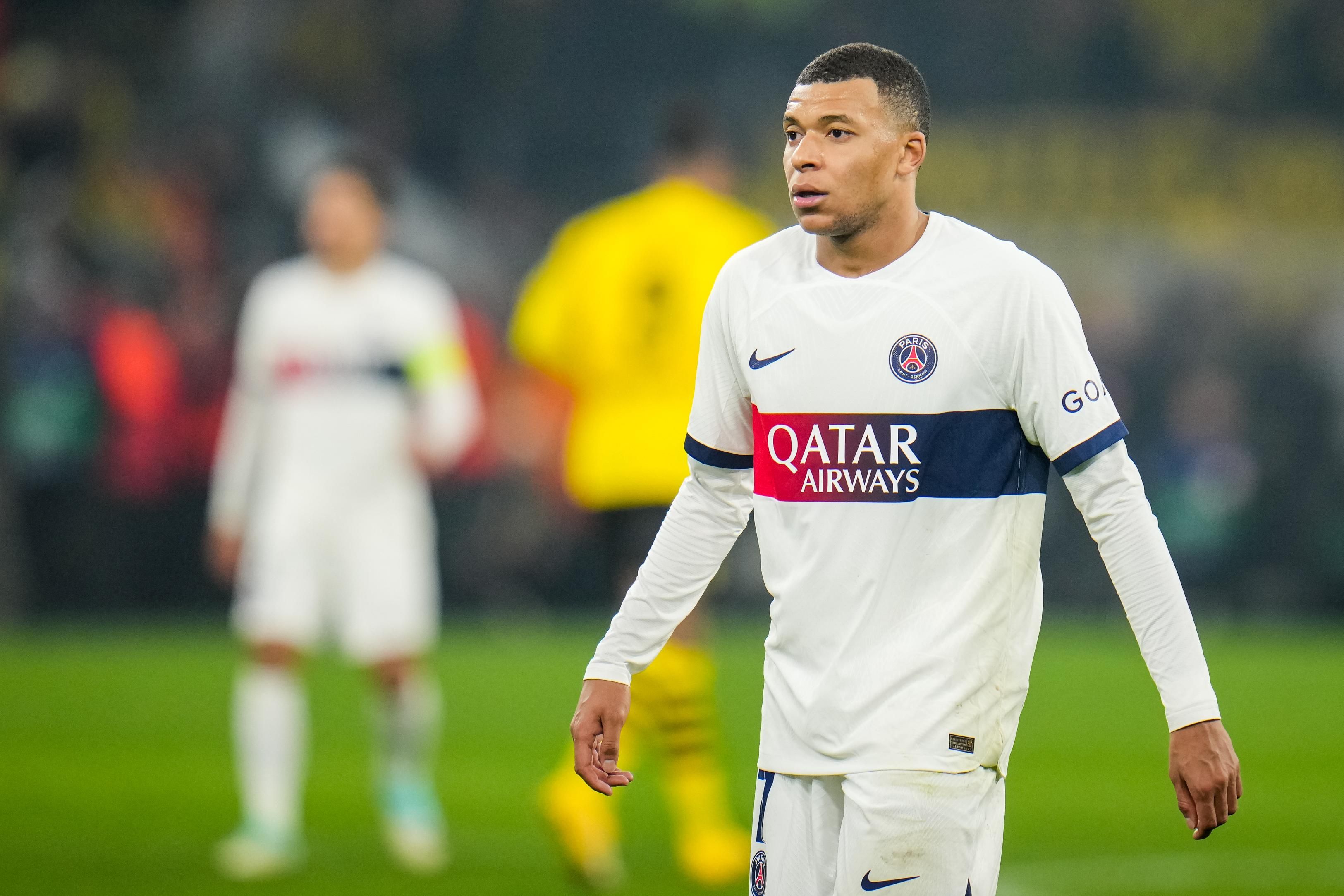 Мбаппе бився з президентом ПСЖ Мбаппе бився з президентом ПСЖ