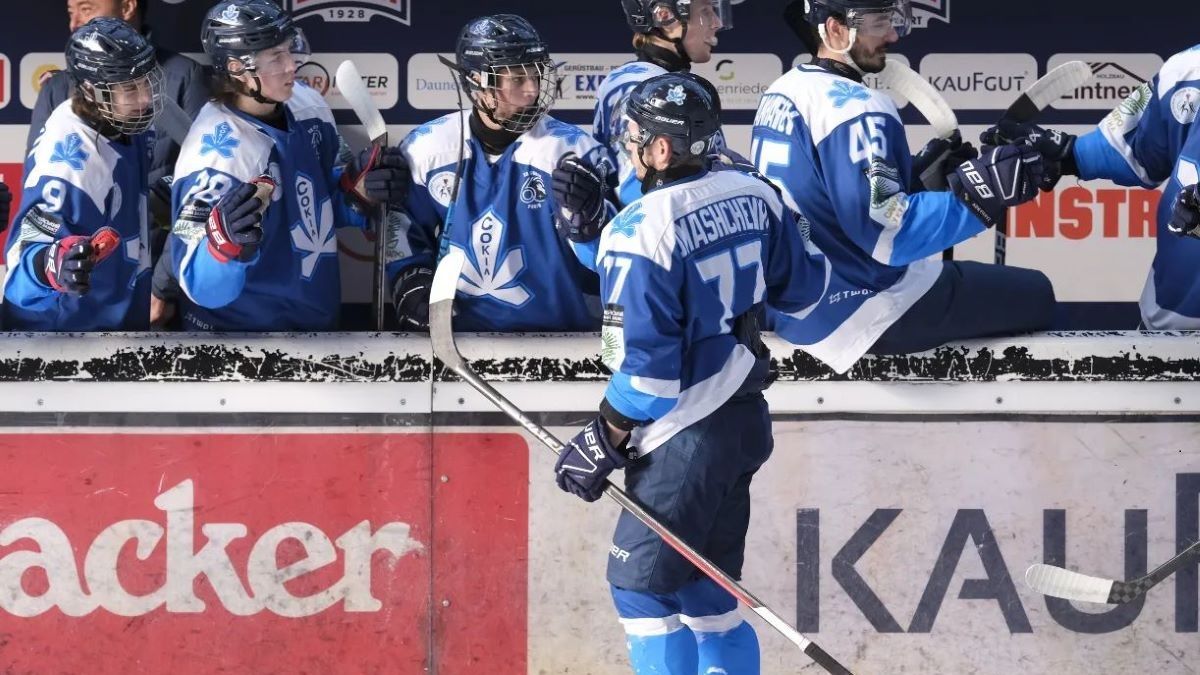 ХК Сокіл оголосив про безкоштовні квитки військовим ХК Сокіл оголосив про безкоштовні квитки військовим