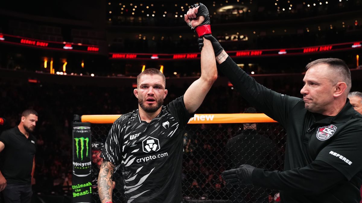 Сидей одержал первую победу в UFC Сидей одержал первую победу в UFC