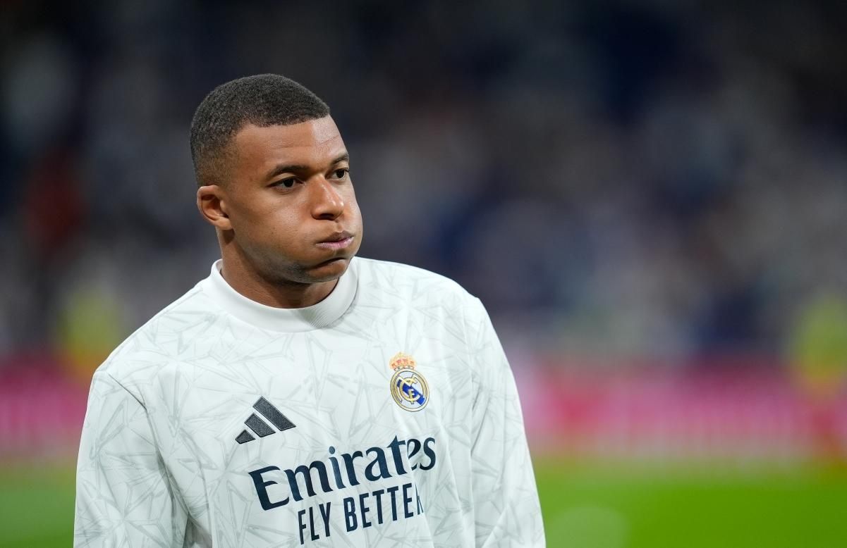 Футболісти Реала незадоволені діями Кіліана Мбаппе при обороні команди Футболісти Реала незадоволені діями Кіліана Мбаппе при обороні команди