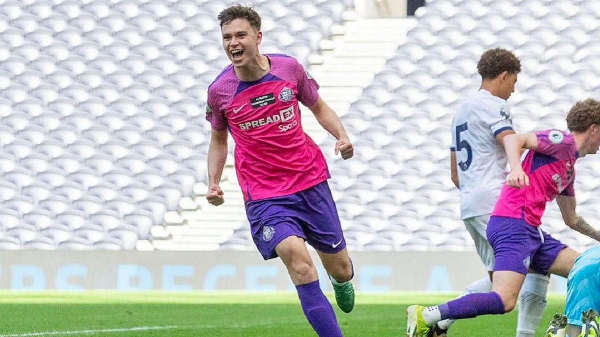 Тимур Тутеров забил в матче U-21 Сандерленд – Манчестер Юнайтед - видео гола Тимур Тутеров забил в матче U-21 Сандерленд – Манчестер Юнайтед - видео гола