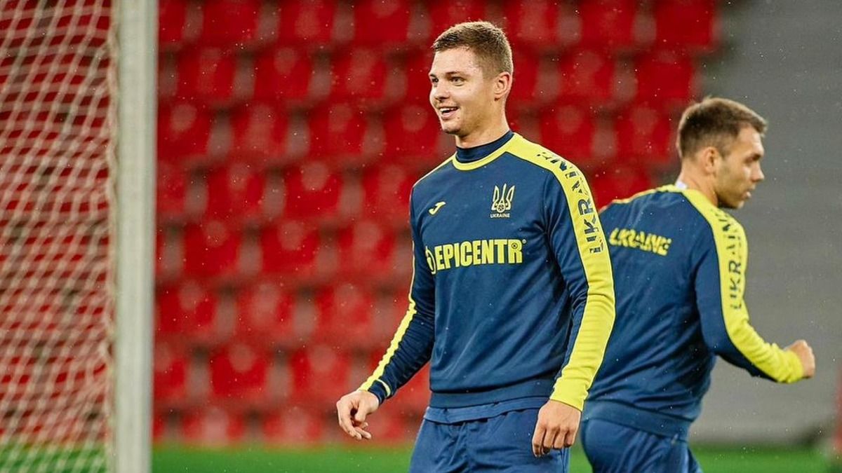 Вацко обратился к Реброву из-за вызова Бондаря в сборную Украины Вацко обратился к Реброву из-за вызова Бондаря в сборную Украины