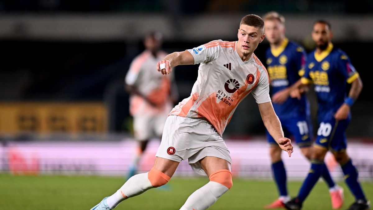 Артем Довбик може залишити Рому - хто претенденти та причини відходу форварда Артем Довбик може залишити Рому - хто претенденти та причини відходу форварда