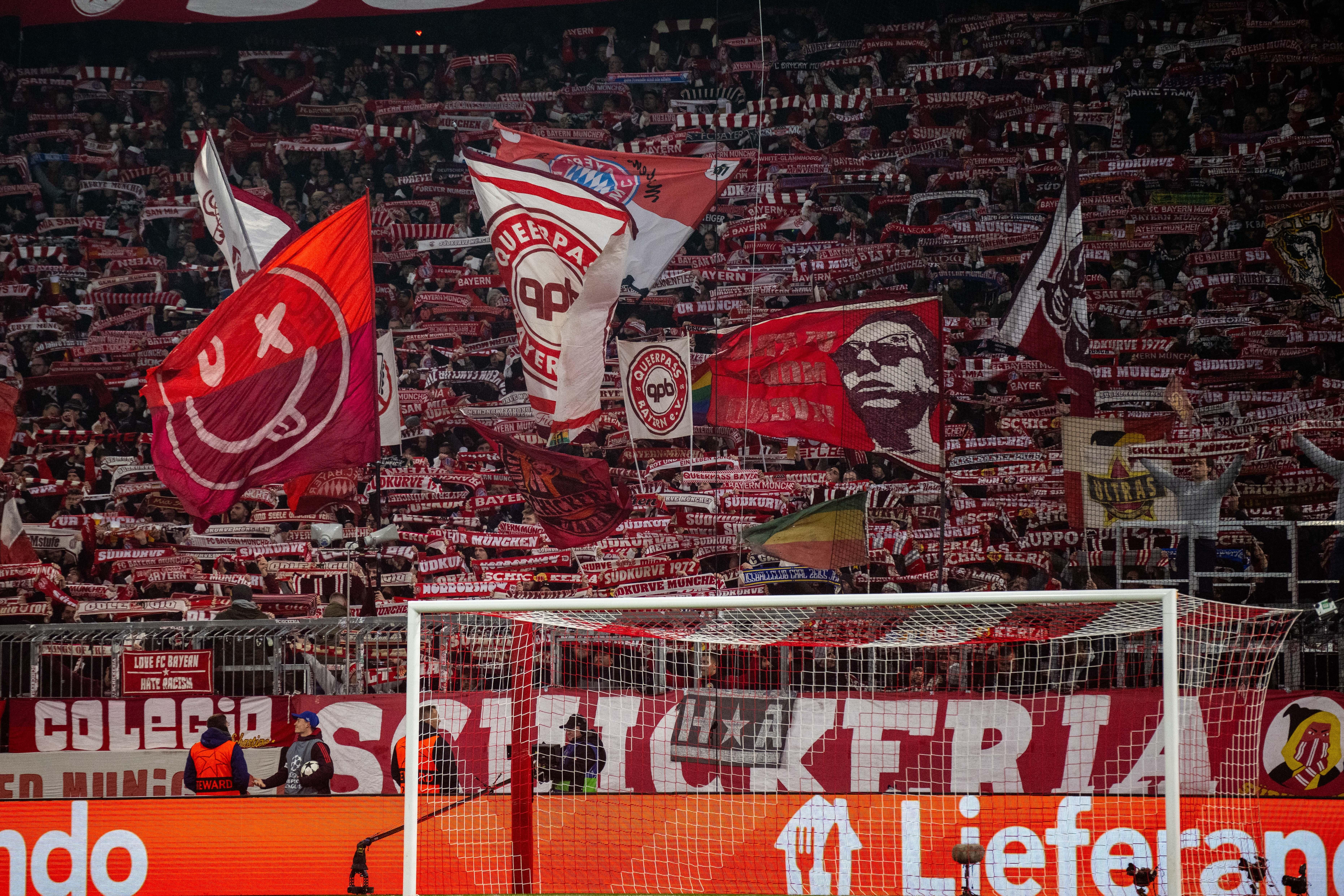 Бавария Бенфика - во время матча умер болельщик мюнхенского клуба Бавария Бенфика - во время матча умер болельщик мюнхенского клуба