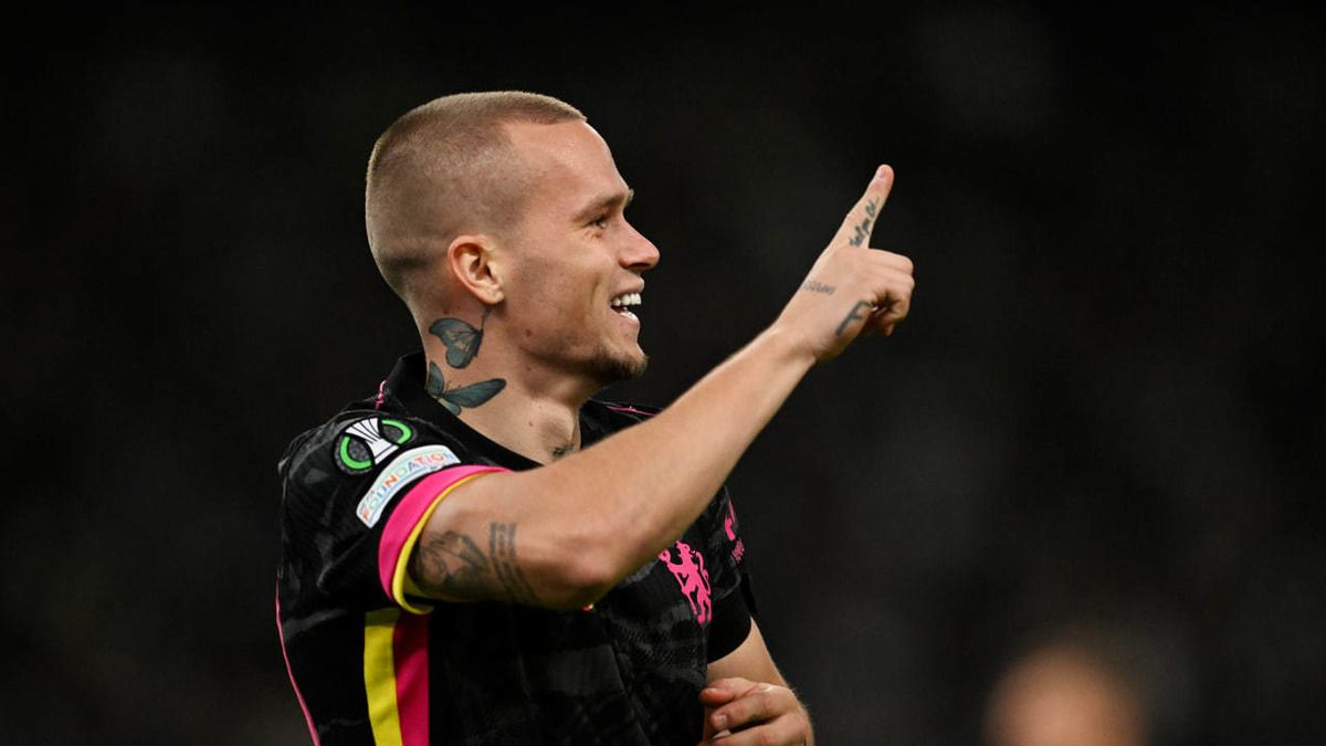 Михайло Мудрик забив гол за Челсі у Лізі конференцій Михайло Мудрик забив гол за Челсі у Лізі конференцій