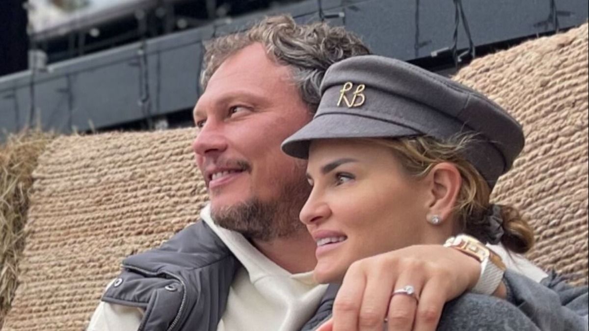 Развод Андрея Пятова - журналист Игорь Бурбас назвал причину Развод Андрея Пятова - журналист Игорь Бурбас назвал причину