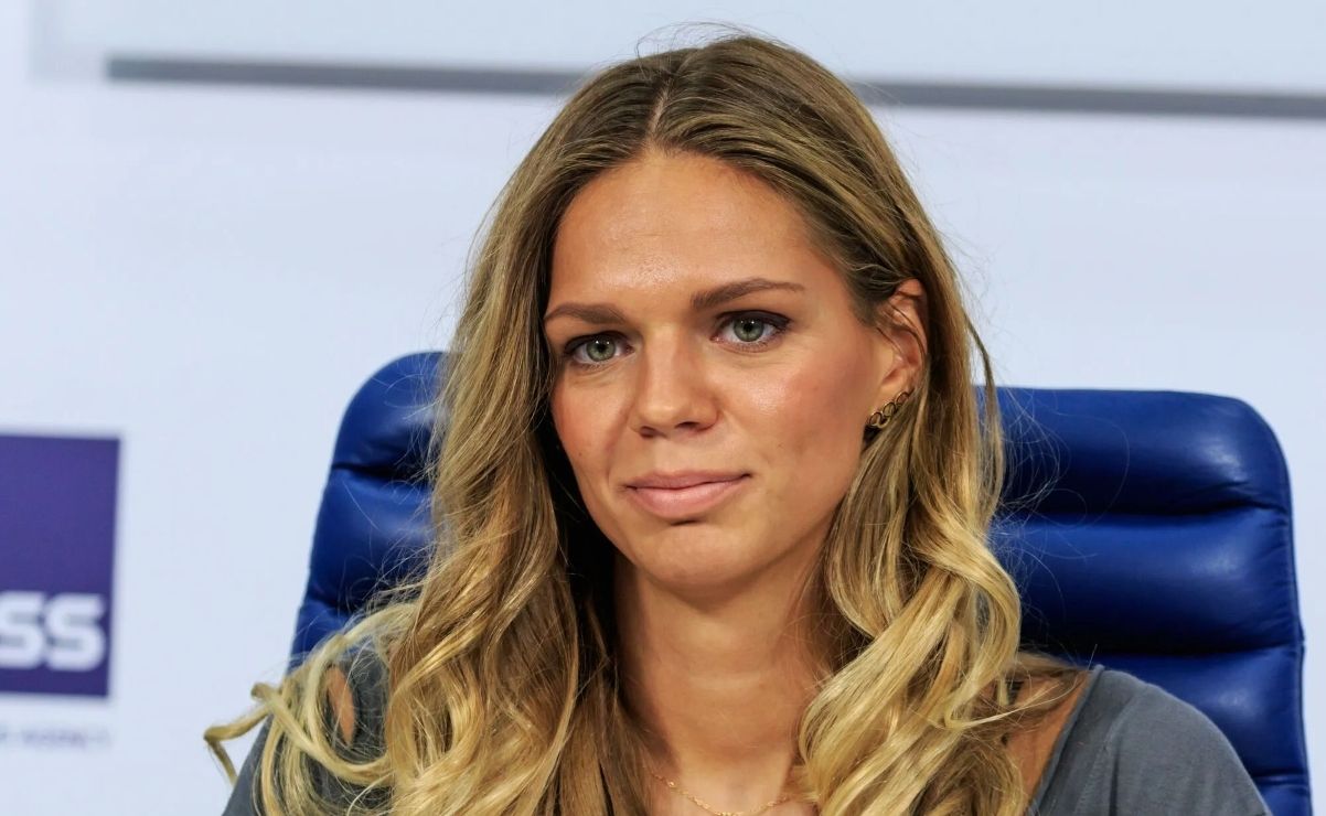 Юлия Ефимова - российская пловчиха рассказала о наградах на чемпионате России Юлия Ефимова - российская пловчиха рассказала о наградах на чемпионате России