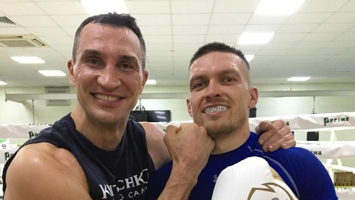 Динамо анонсувало матч з Поліссям - фото Олександра Усика і Володимира Кличка Динамо анонсувало матч з Поліссям - фото Олександра Усика і Володимира Кличка