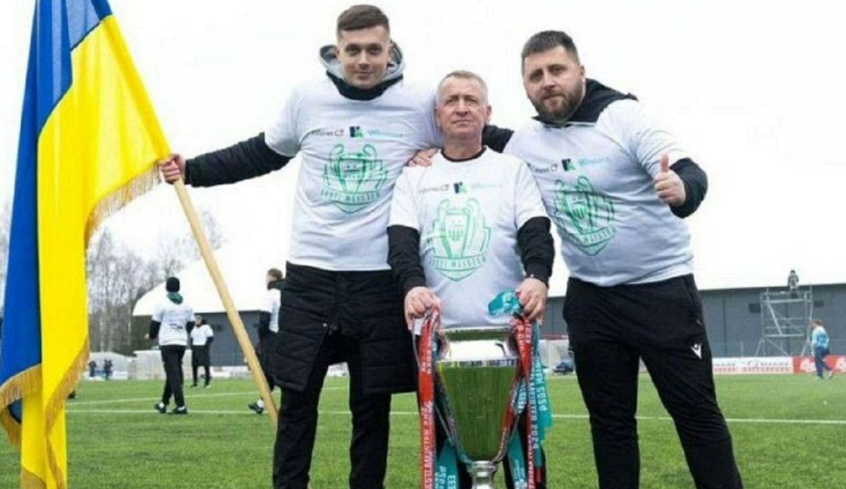 Левадія Таллінн відсвяткувала чемпіонство Естонії із прапором України - фото Левадія Таллінн відсвяткувала чемпіонство Естонії із прапором України - фото