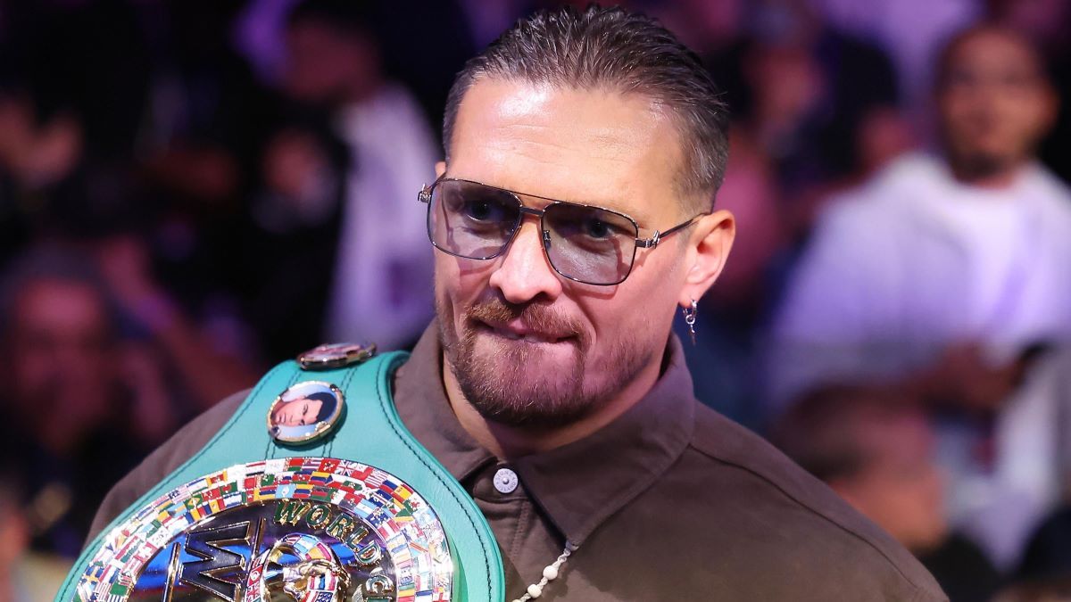 Усику бросил вызов мексиканский чемпион Усику бросил вызов мексиканский чемпион