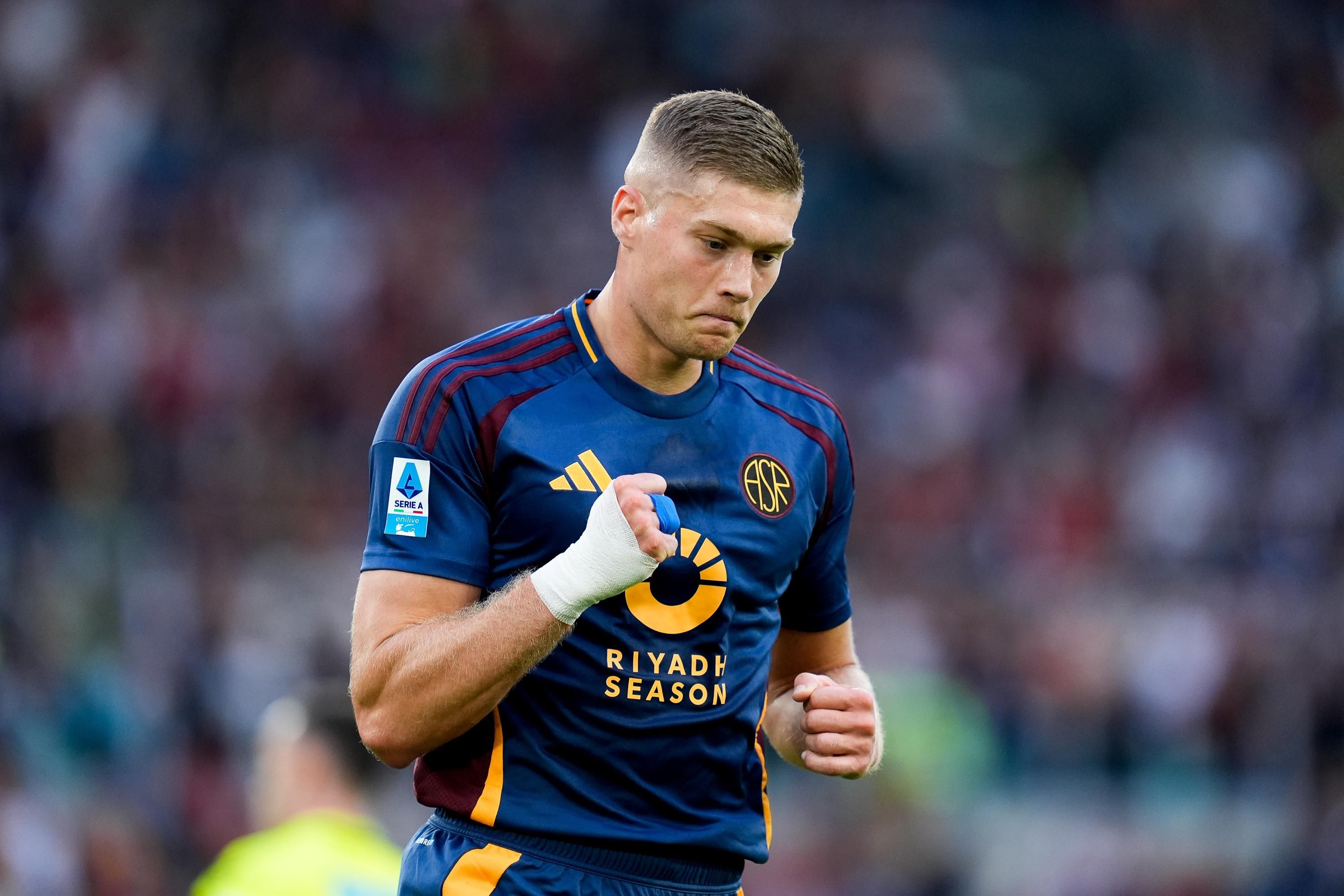 Артем Довбик потрапив у номінації Globe Soccer Awards - де проголосувати Артем Довбик потрапив у номінації Globe Soccer Awards - де проголосувати