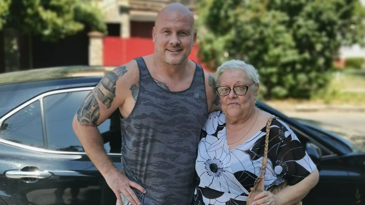 Мати В'ячеслава Узелкова про останню зустріч із сином Мати В'ячеслава Узелкова про останню зустріч із сином