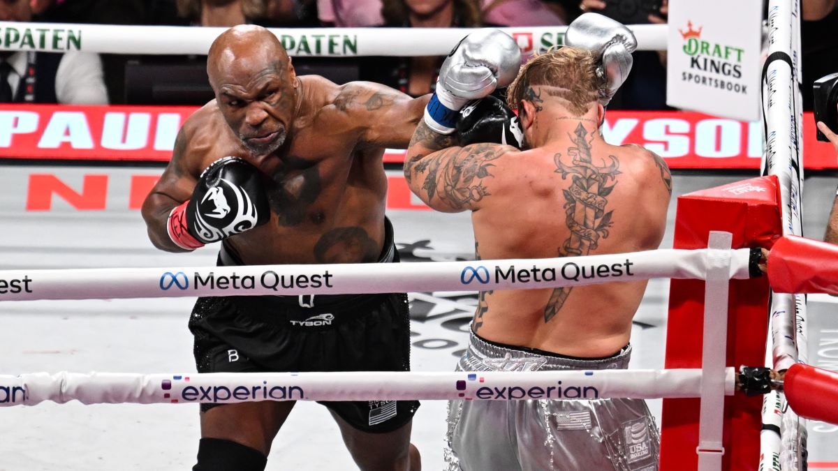 Тайсон прокоментував бій проти Пола Тайсон прокоментував бій проти Пола