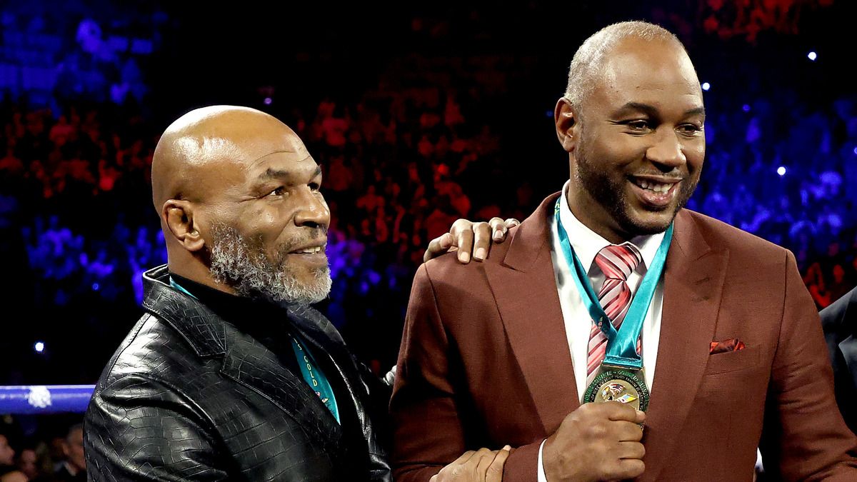 Леннокс Льюїс висловився про Майка Тайсона після бою з Джейком Полом Леннокс Льюїс висловився про Майка Тайсона після бою з Джейком Полом