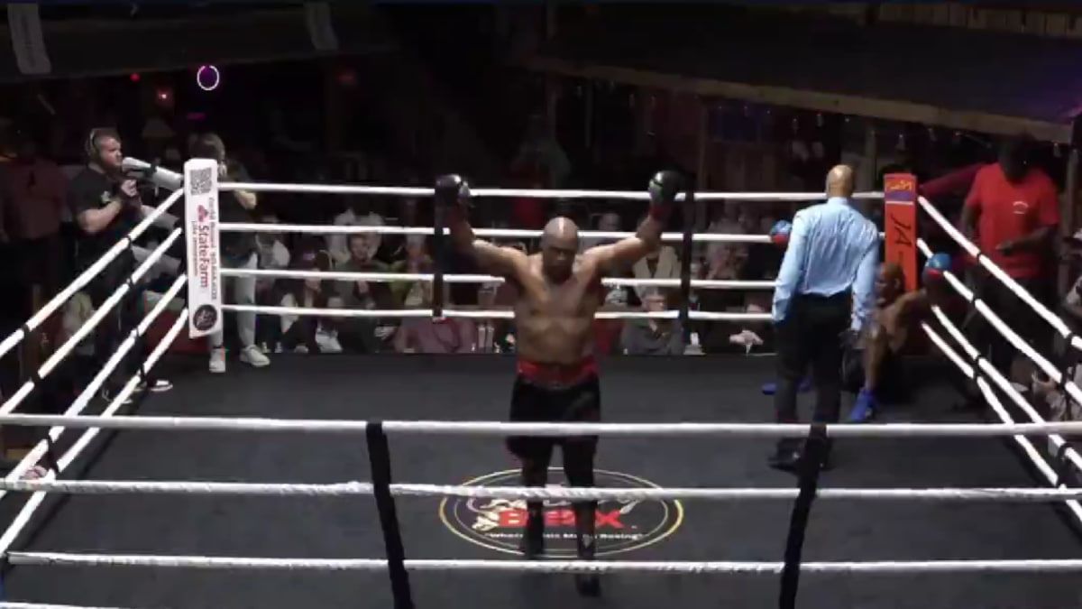 Оливер Макколл одержал победу в 59 лет Оливер Макколл одержал победу в 59 лет