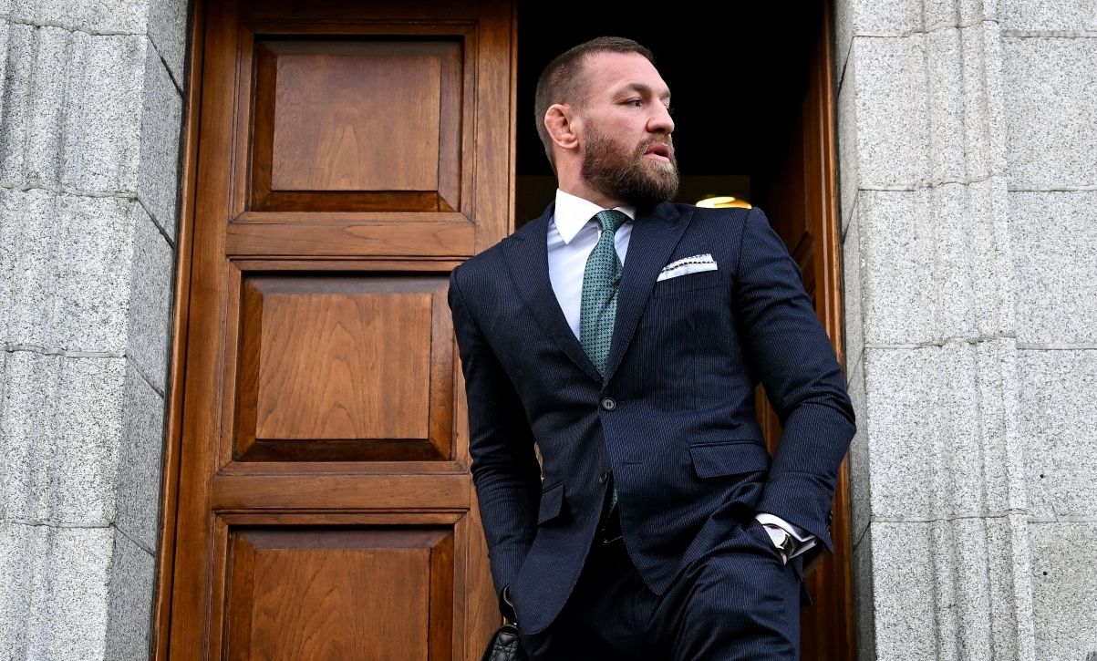 МакГрегора визнали винним у згвалтуванні МакГрегора визнали винним у згвалтуванні