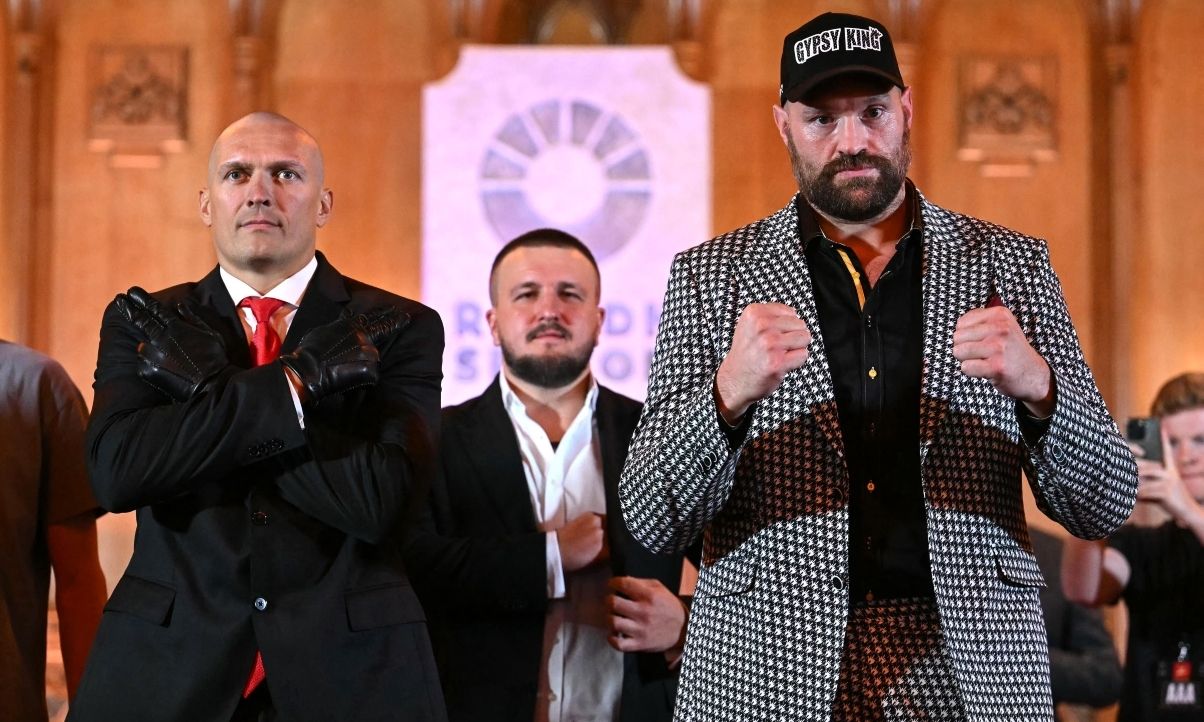 Олександр Усик розповів, чому не нокаутував Тайсона Ф'юрі у першому бою Олександр Усик розповів, чому не нокаутував Тайсона Ф'юрі у першому бою