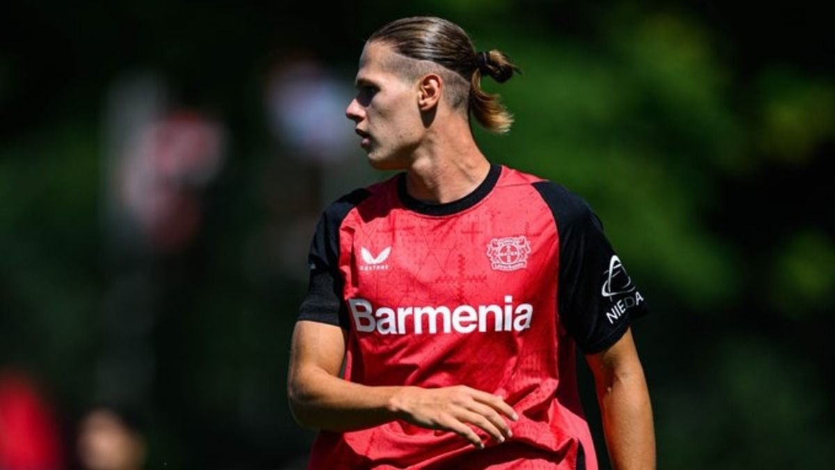 Артем Степанов потрапив до заявки Баєра Леверкузен на матч Бундесліги Артем Степанов потрапив до заявки Баєра Леверкузен на матч Бундесліги