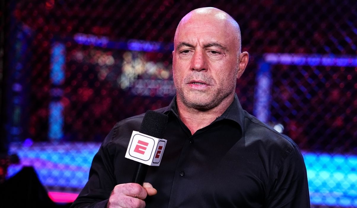 Джо Роган відреагував на дозвіл Україні бити по Росії американською зброєю Джо Роган відреагував на дозвіл Україні бити по Росії американською зброєю