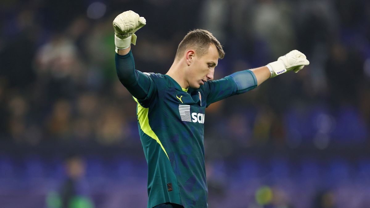 Сейв Дмитрия Ризныка попал в список лучших в ЛЧ Сейв Дмитрия Ризныка попал в список лучших в ЛЧ