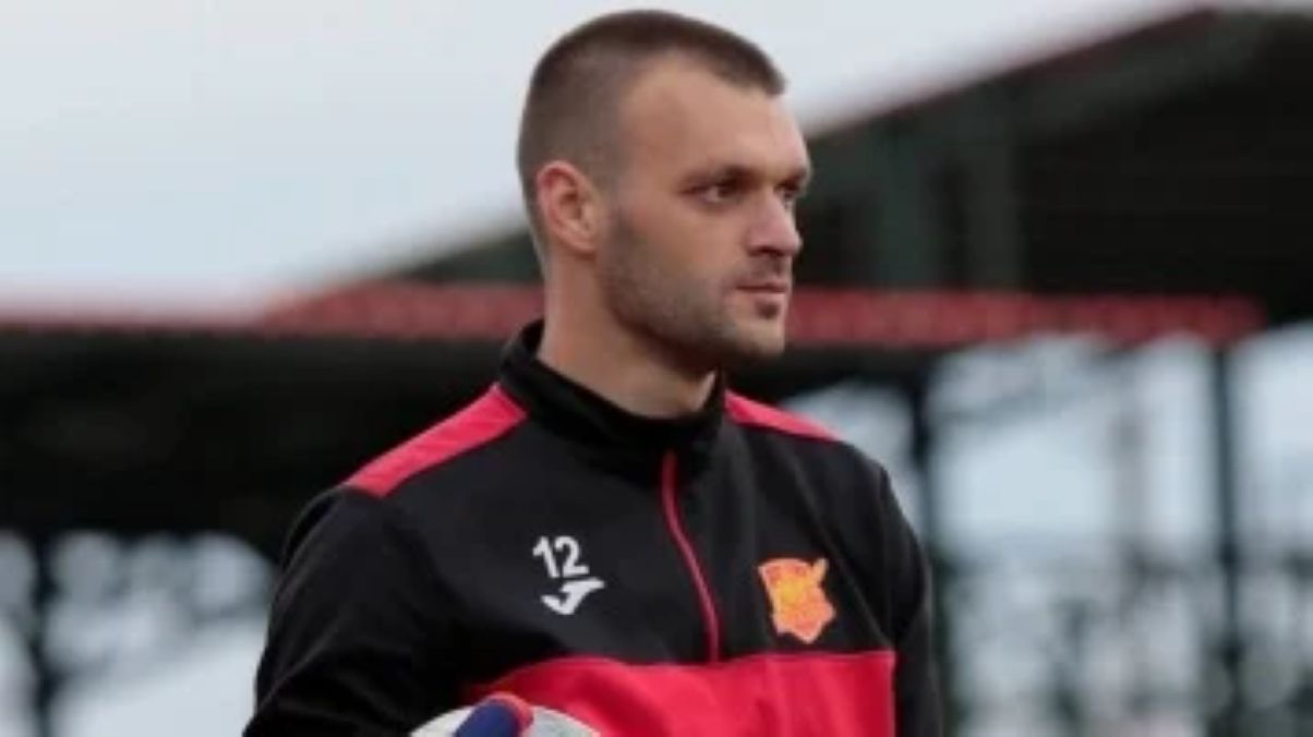 Алексей Паламарчук - голкипер Ингульца установил рекорд УПЛ по отраженным пенальти Алексей Паламарчук - голкипер Ингульца установил рекорд УПЛ по отраженным пенальти