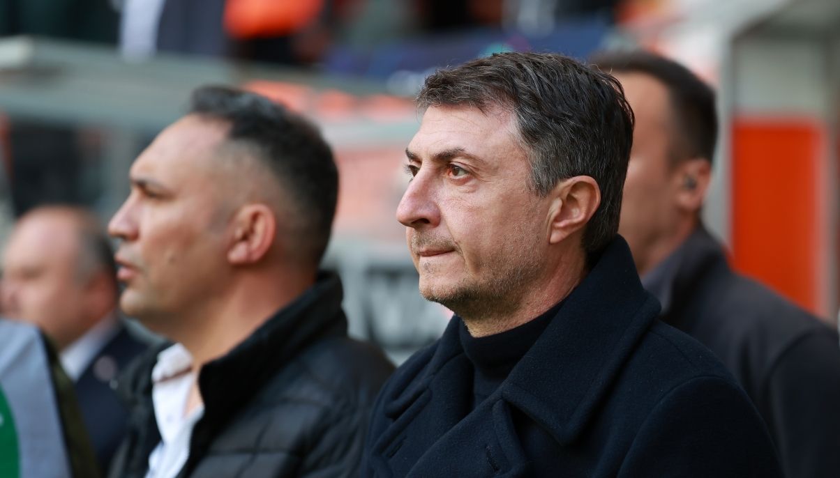 Протесты в Грузии 2024 - Шота Арвеладзе присоединился к митингу в Тбилиси Протесты в Грузии 2024 - Шота Арвеладзе присоединился к митингу в Тбилиси