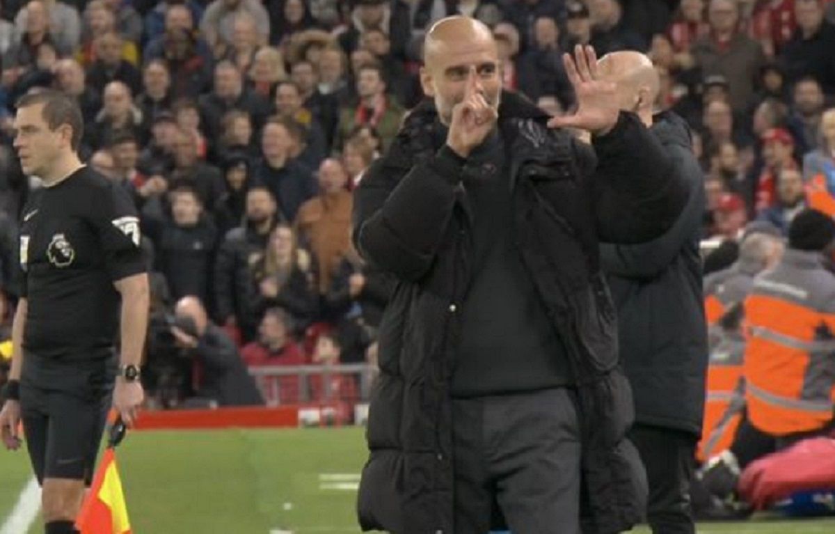 Фанаты спели песню об увольнении Гвардиолы на матче Ливерпуль – МанСити Фанаты спели песню об увольнении Гвардиолы на матче Ливерпуль – МанСити