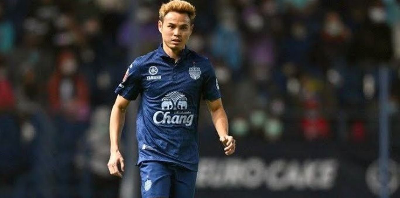 Игрок Бурирам Юнайтед совершил позорный чинок в азиатской ЛЧ Игрок Бурирам Юнайтед совершил позорный чинок в азиатской ЛЧ