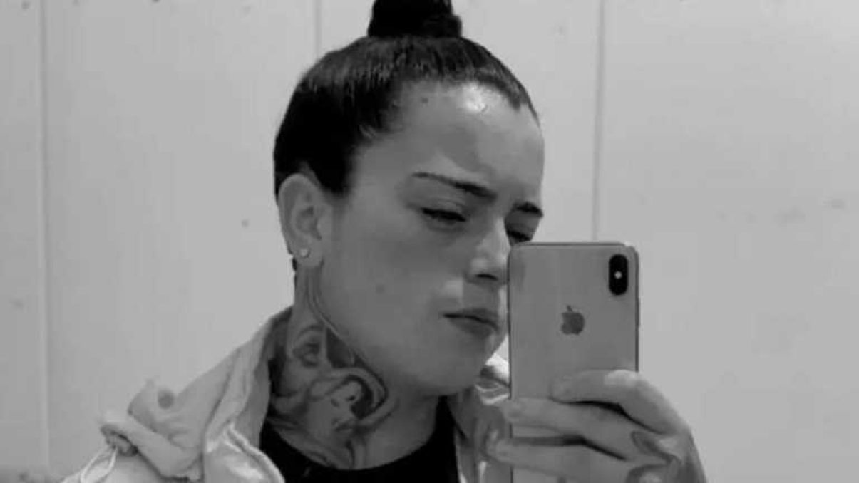 Кэрол Оливейра - бразильская футзалистка погибла в возрасте 22 лет Кэрол Оливейра - бразильская футзалистка погибла в возрасте 22 лет