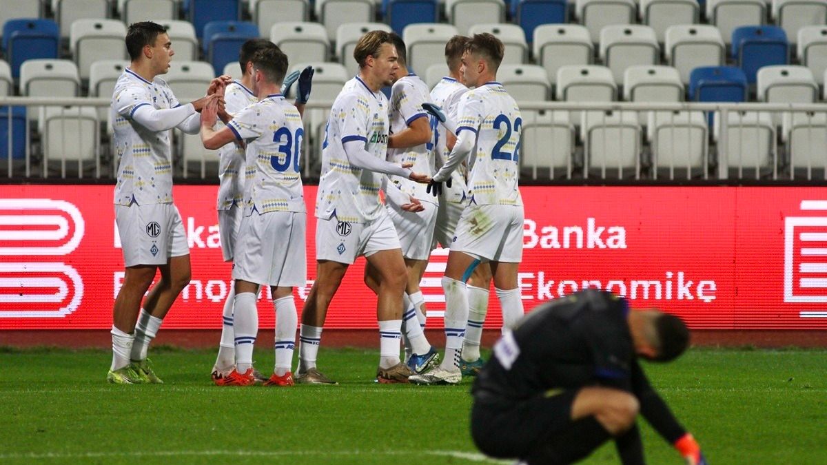 2 Коррику - Динамо - результат, видео голов и обзор матча Юношеской лиги УЕФА 2 Коррику - Динамо - результат, видео голов и обзор матча Юношеской лиги УЕФА