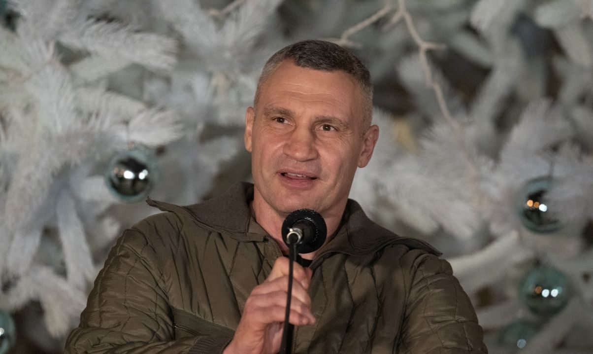 Віталій Кличко розповів, що став фанатом Полісся через красу гравчинь житомирян Віталій Кличко розповів, що став фанатом Полісся через красу гравчинь житомирян