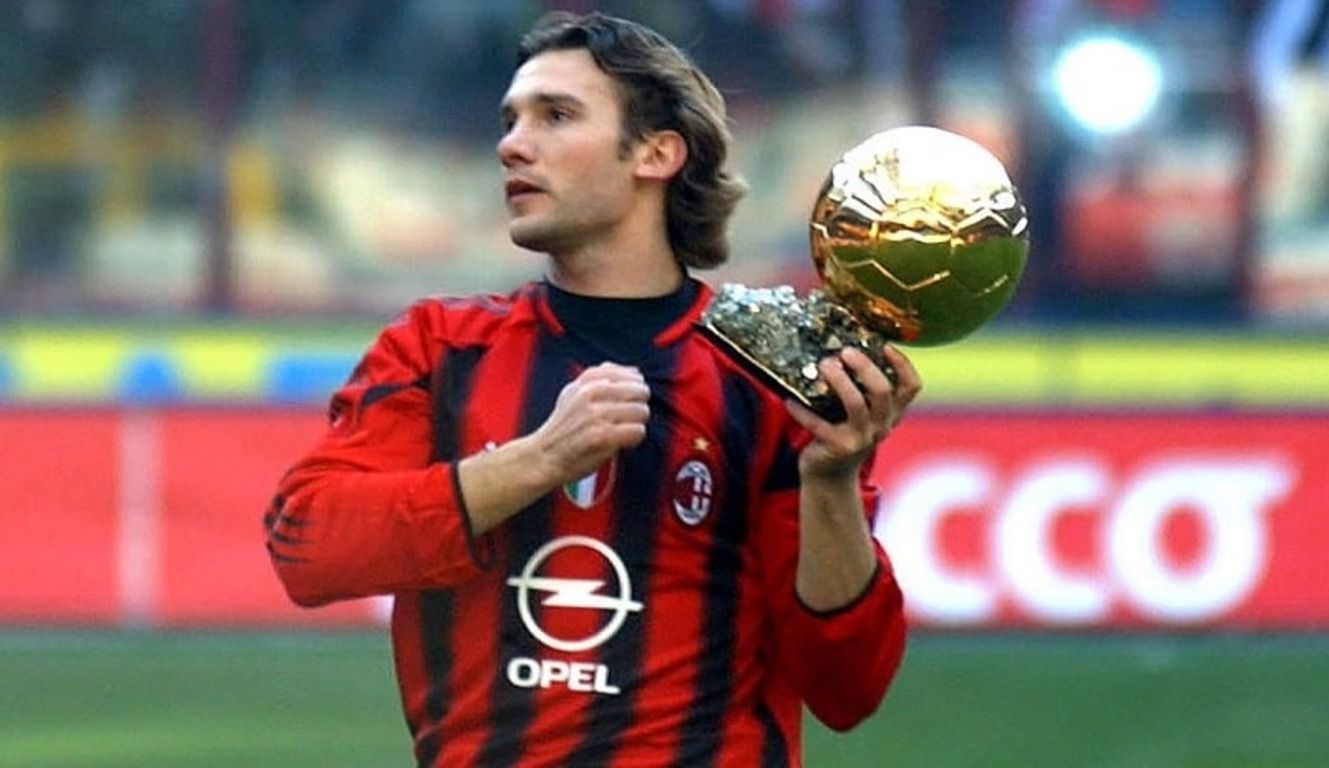 Андрій Шевченко із Золотим м'ячем Андрій Шевченко із Золотим м'ячем